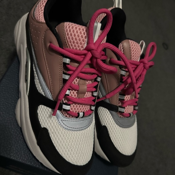 Men shoes sneakers M size 41 - Picture 3 of 3